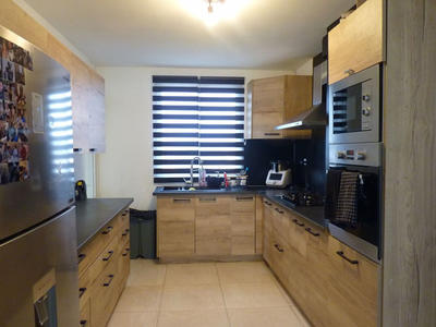 Appartement - 80 m² - 4 pièces