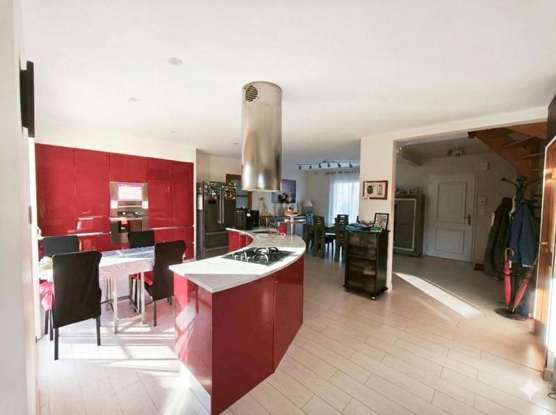 Maison - 160 m² - 5 pièces