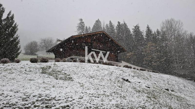 Châlet - 254 m² - 7 pièces