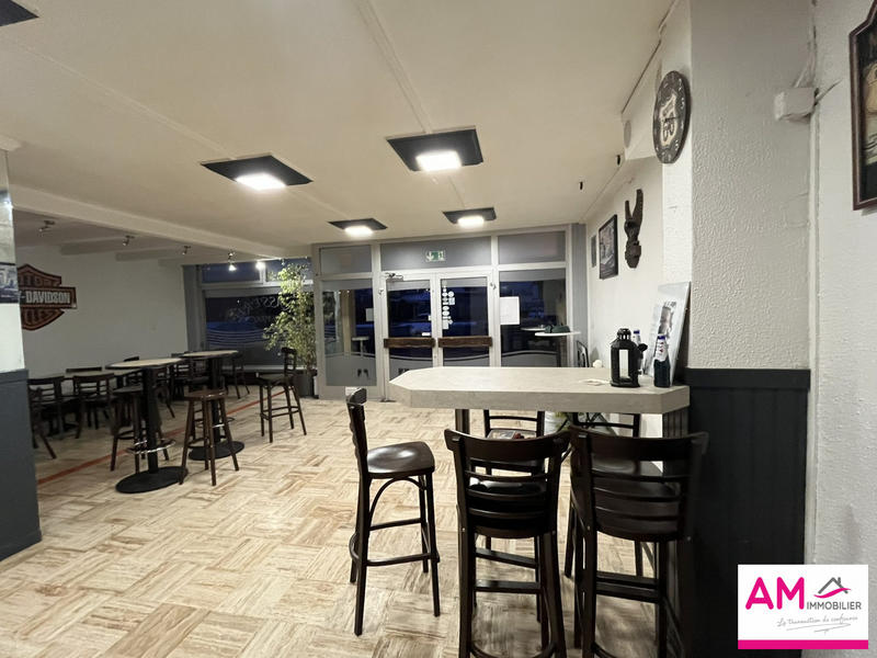 Local commercial - 133 m²