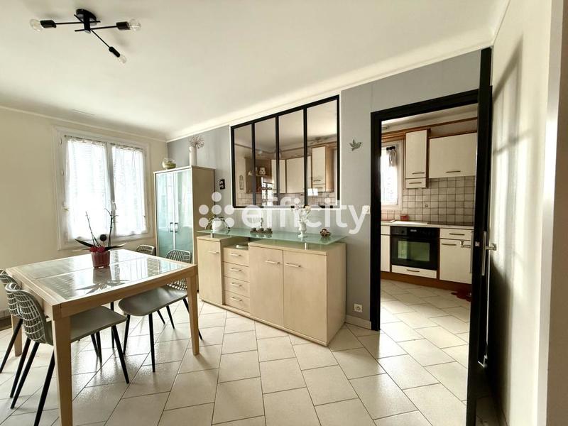 Maison - 126 m² - 6 pièces