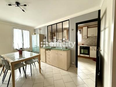 Maison - 126 m² - 6 pièces