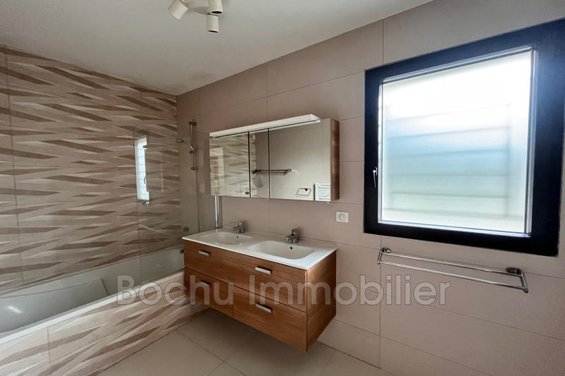 Maison - 168 m² - 5 pièces