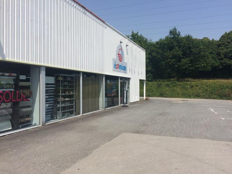 Local commercial - 287 m²