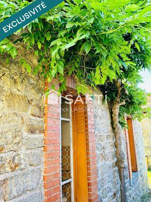 Maison - 96 m² - 5 pièces