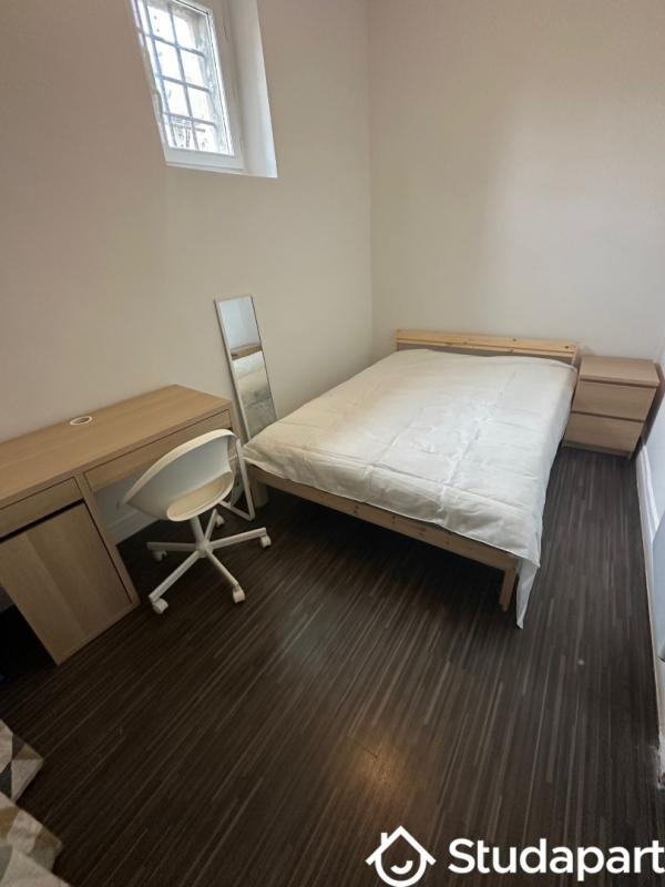 Chambre - 10 m² - 1 pièce