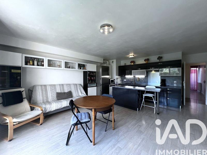 Appartement - 79 m² - 4 pièces