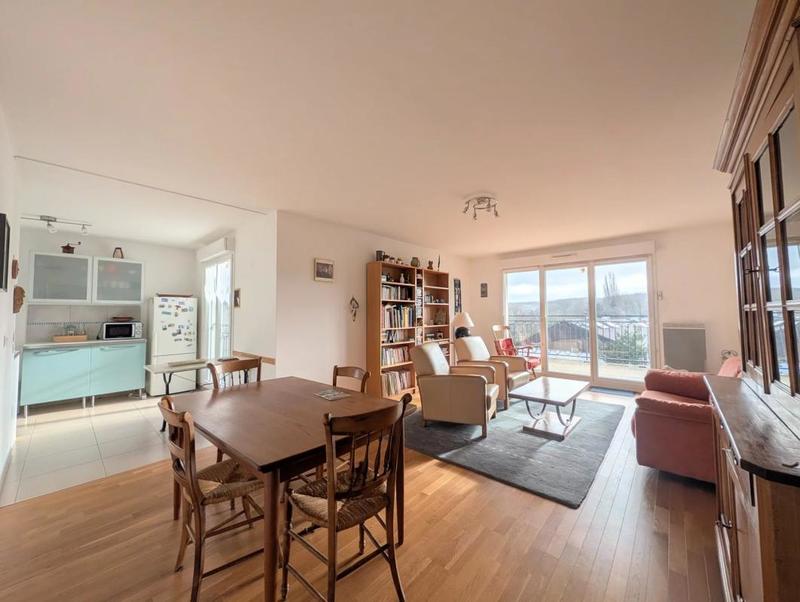 Appartement - 91 m² - 4 pièces