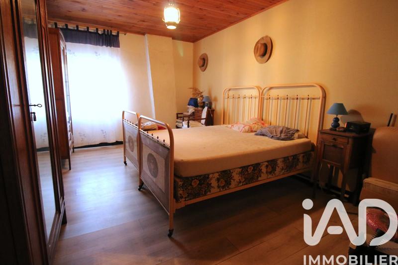 Maison - 180 m² - 7 pièces