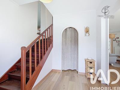 Maison - 102 m² - 6 pièces