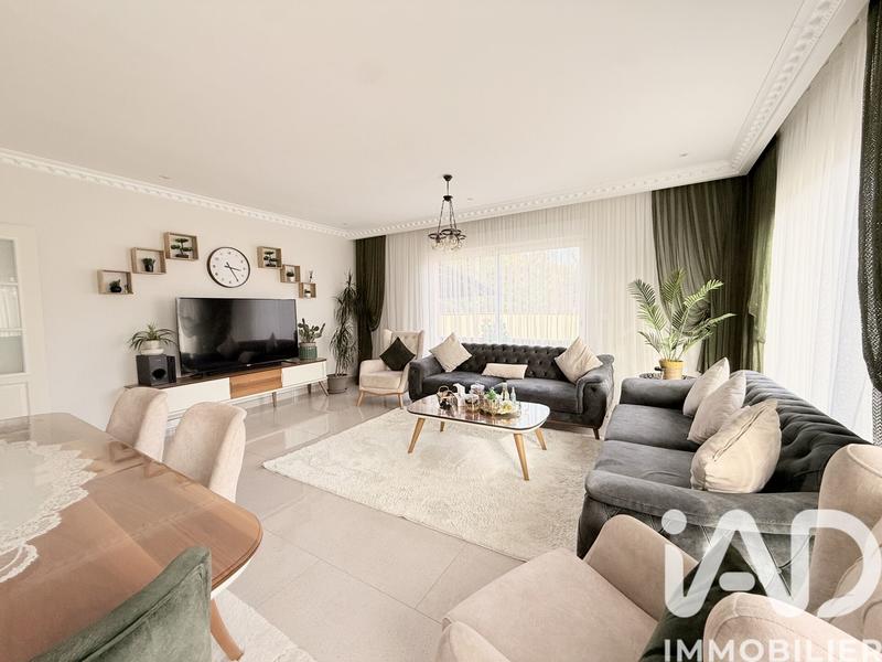 Maison - 137 m² - 4 pièces