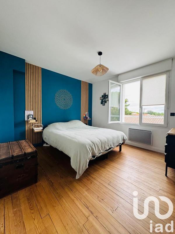 Maison - 99 m² - 5 pièces