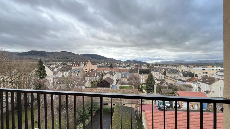 Appartement - 75 m² - 3 pièces