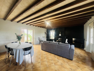 Maison ancienne - 121 m² - 3 pièces