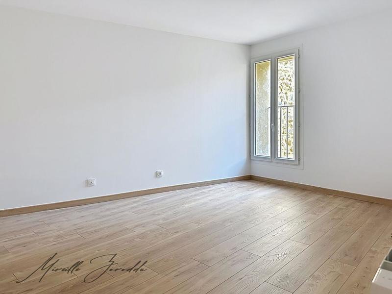 Maison - 177 m² - 5 pièces