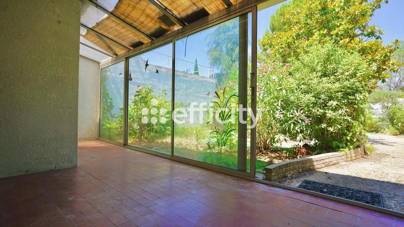 Maison - 97 m² - 5 pièces