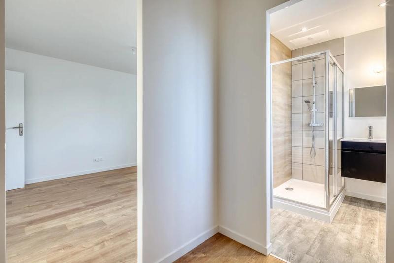 Appartement - 102 m² - 4 pièces