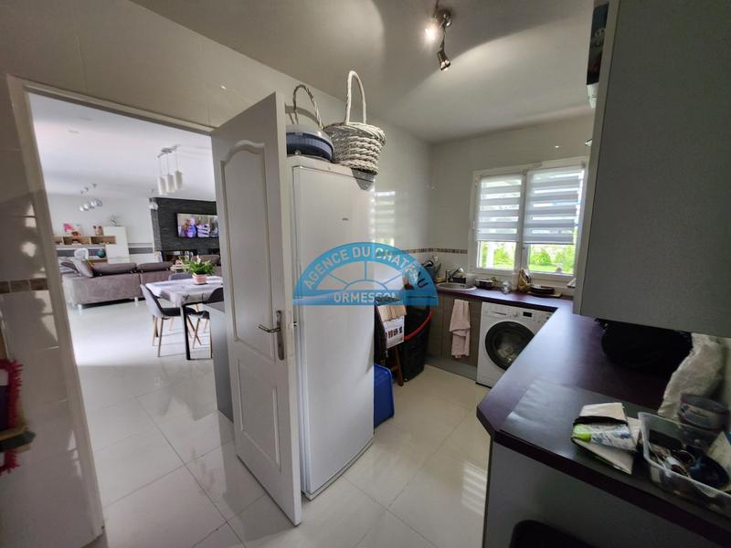 Maison - 240 m² - 9 pièces