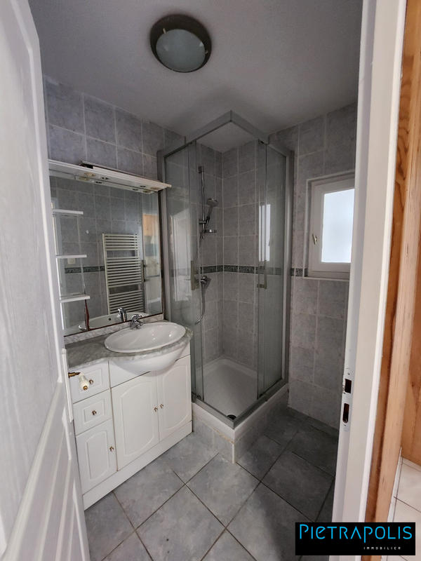 Maison - 86 m² - 7 pièces