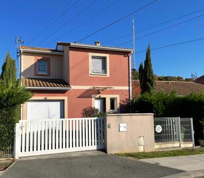 Maison - 94 m² - 4 pièces
