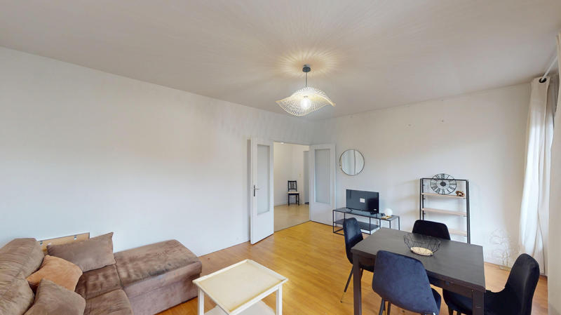 Appartement - 92 m² - 4 pièces