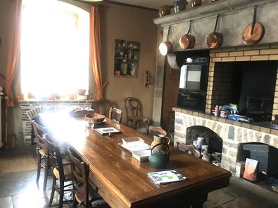 Maison - 216 m² - 6 pièces