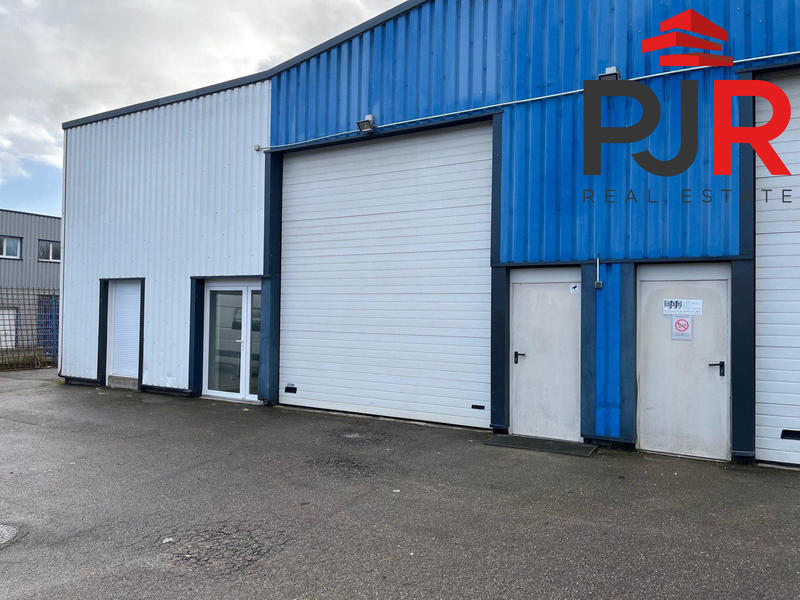 Local d'activités - 285 m²