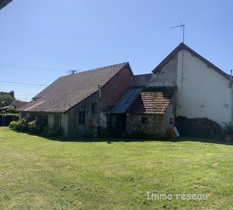 Maison - 215 m² - 9 pièces