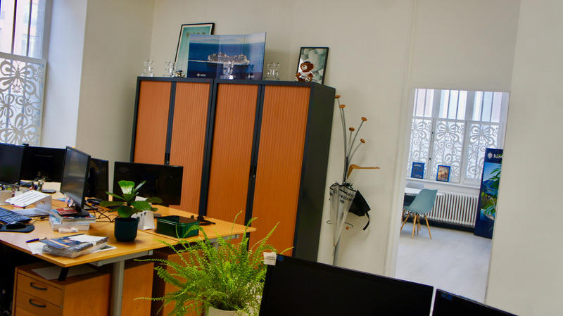 Bureau - 115 m² - 5 pièces