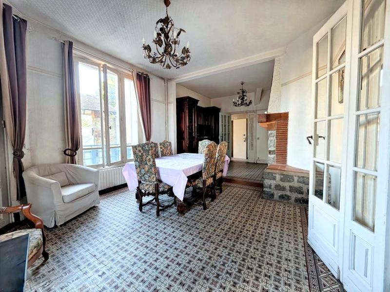 Maison bourgeoise - 242 m² - 7 pièces