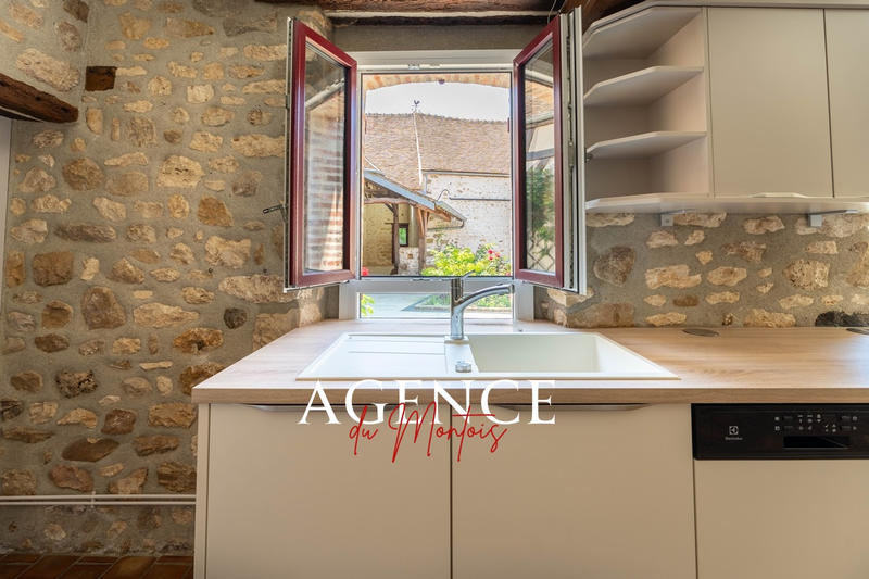 Maison - 175 m² - 6 pièces