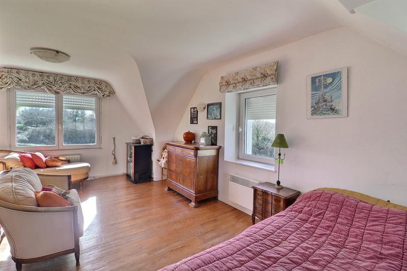 Maison - 252 m² - 10 pièces