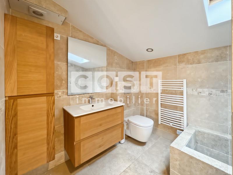 Maison - 103 m² - 5 pièces