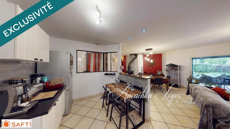 Maison - 95 m² - 5 pièces