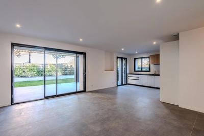 Appartement - 101 m² - 4 pièces