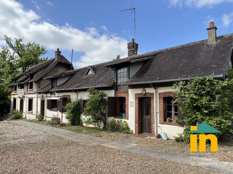 Maison - 180 m² - 9 pièces