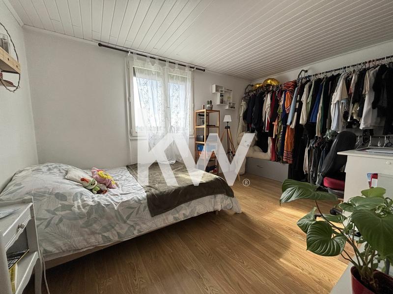 Maison - 150 m² - 8 pièces