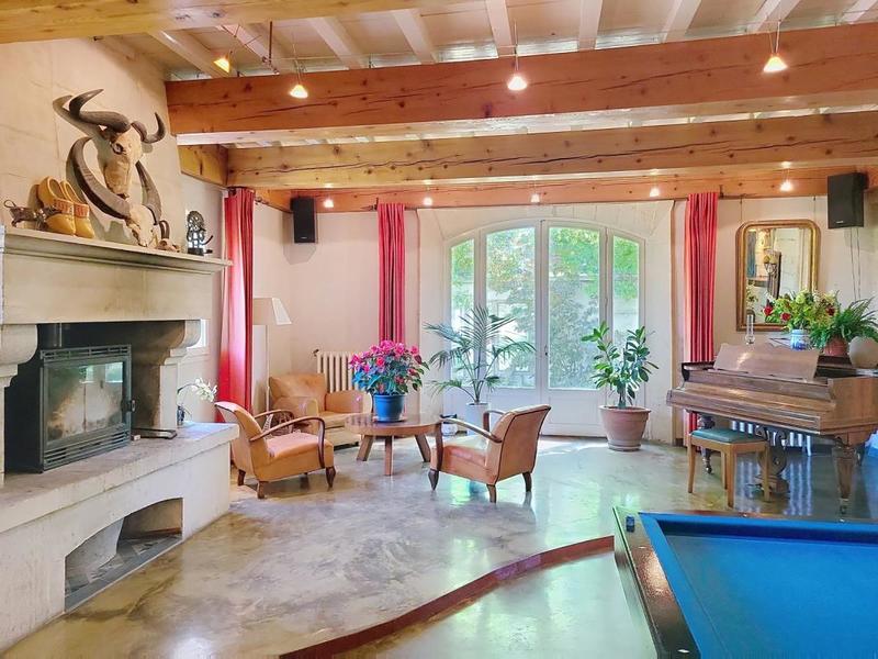 Maison - 240 m² - 6 pièces