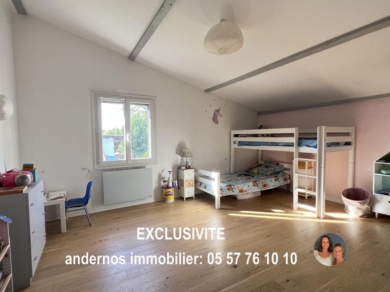 Maison - 215 m² - 8 pièces