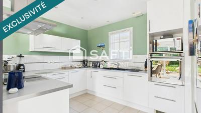 Maison - 92 m² - 4 pièces