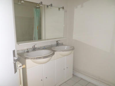 Appartement - 79 m² - 3 pièces