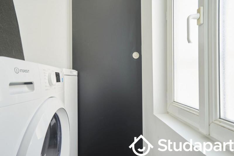 Chambre - 11 m² - 1 pièce