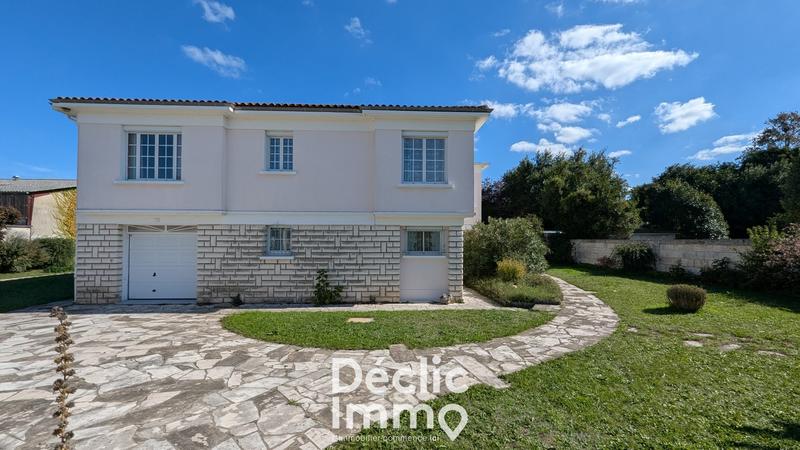 Maison - 162 m² - 8 pièces