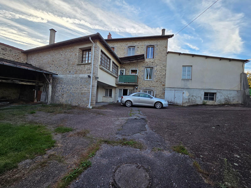 Maison - 300 m² - 6 pièces