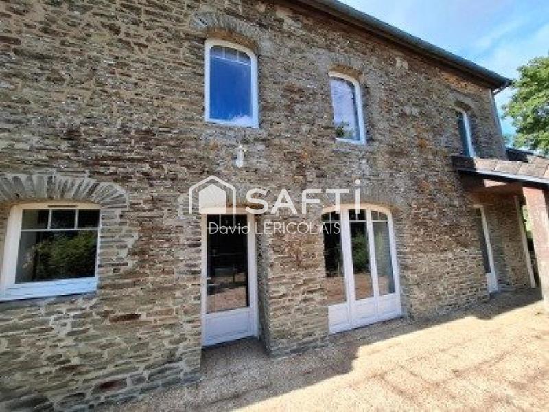 Maison - 335 m² - 24 pièces