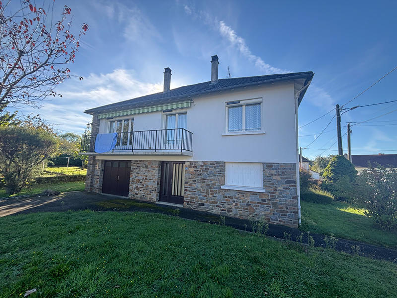 Maison - 90 m² - 4 pièces