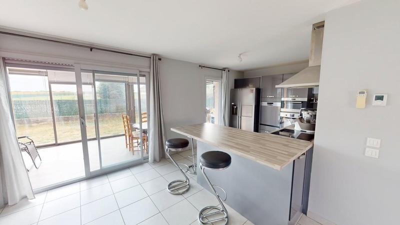 Maison - 110 m² - 4 pièces