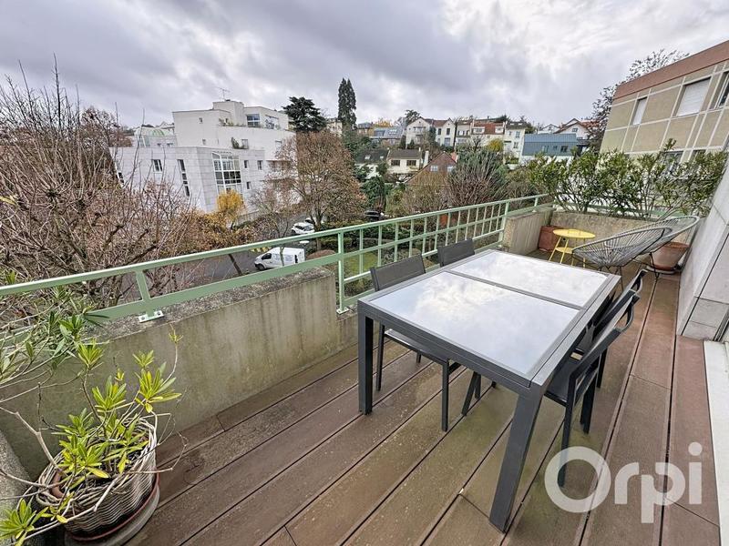 Appartement - 105 m² - 4 pièces