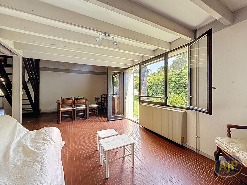 Maison - 98 m² - 5 pièces