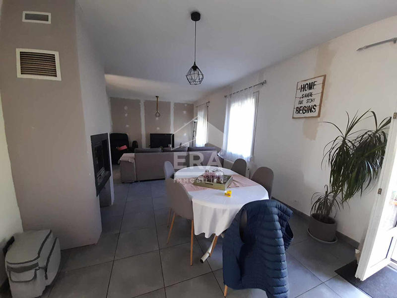 Maison - 92 m² - 4 pièces